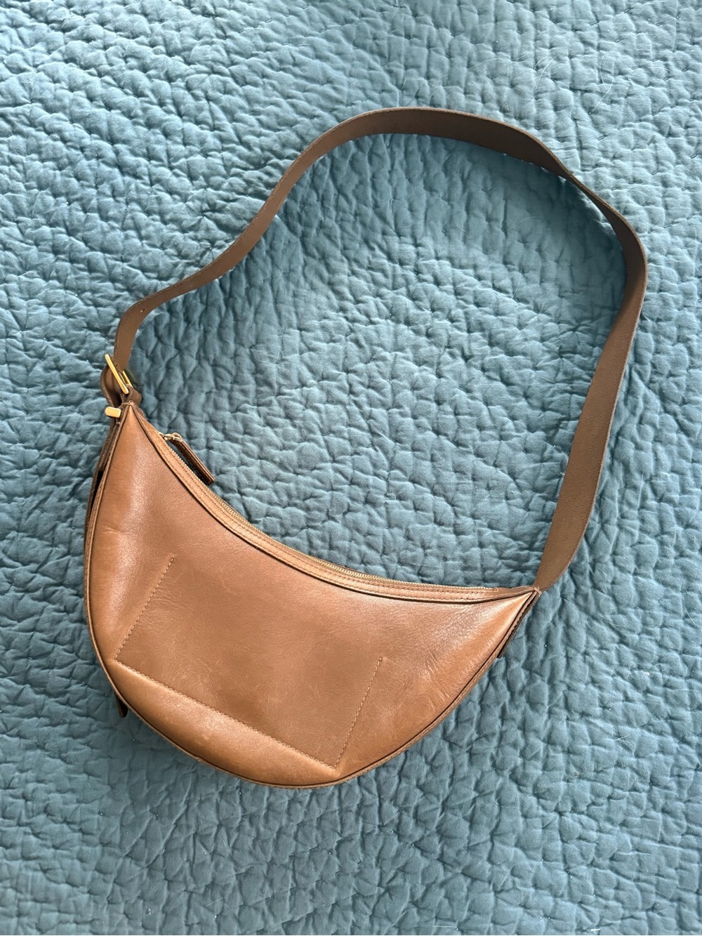 Madewell Leather Sling Crossbody Bag in Burnt Olive - Picture 3 of 9